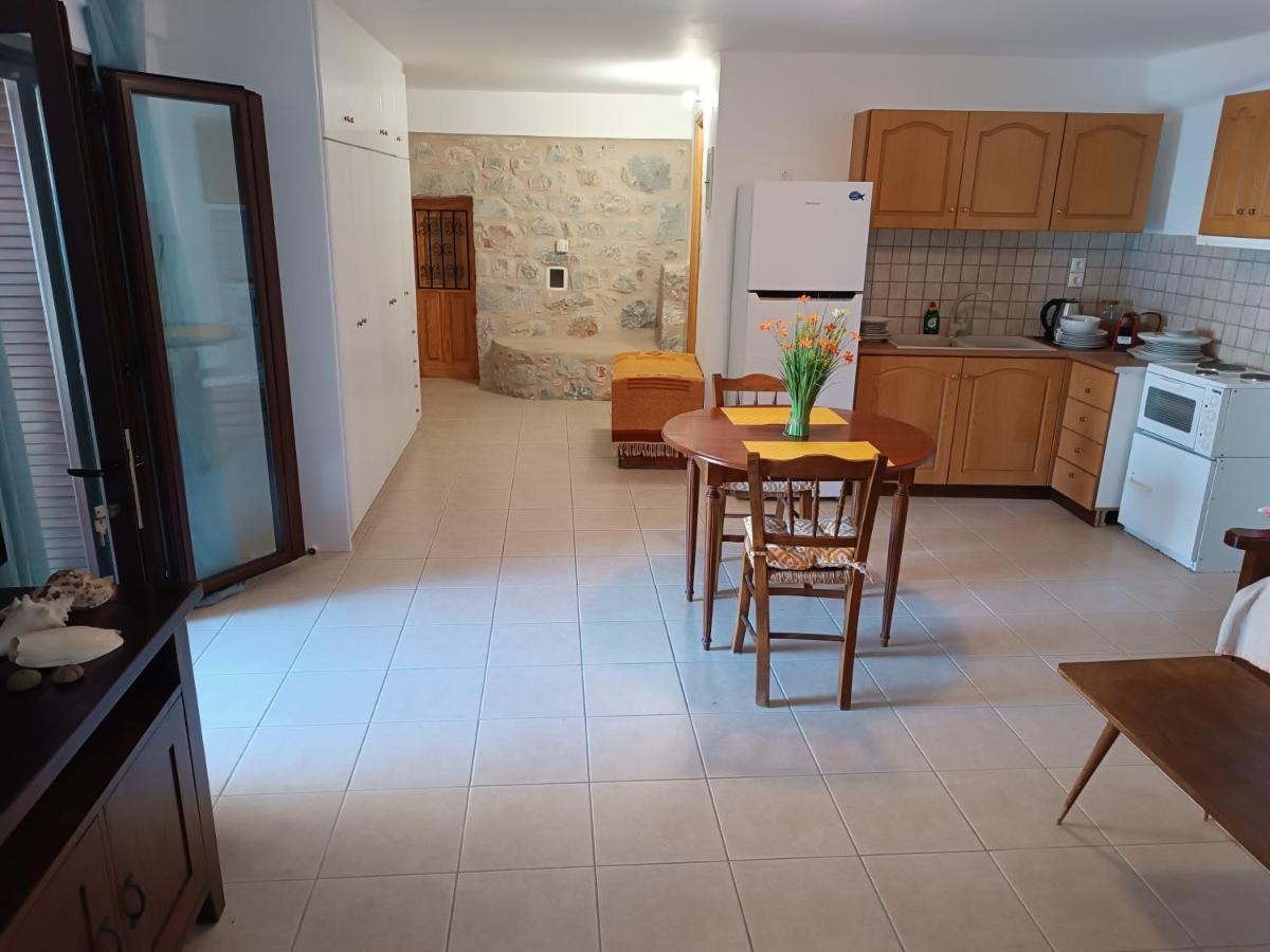 Mani Home Νεόν Οίτιλον Εξωτερικό φωτογραφία
